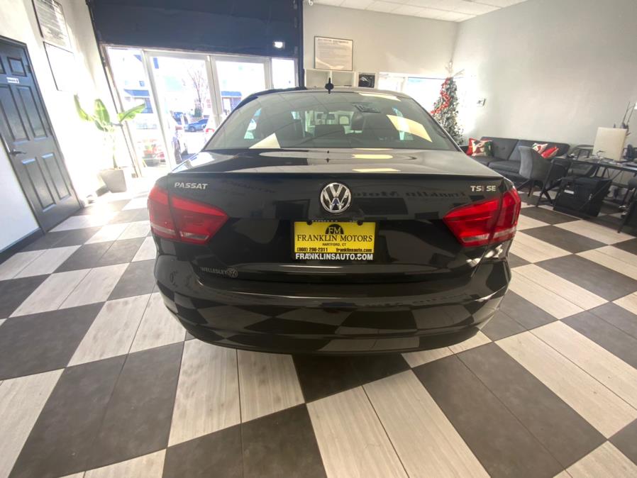 2015 Volkswagen Passat 4dr Sdn 1.8T Auto Sport PZEV photo