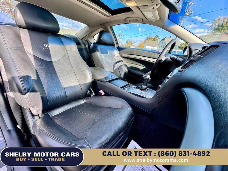 2011 Infiniti Integra x photo