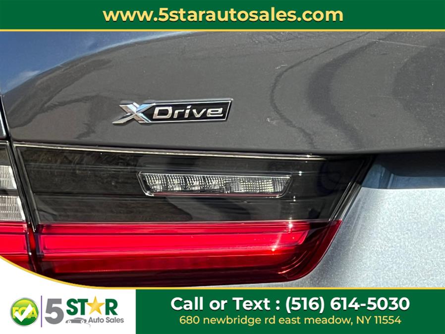 2021 BMW 3-Series 330i xDrive Sedan North Americ photo
