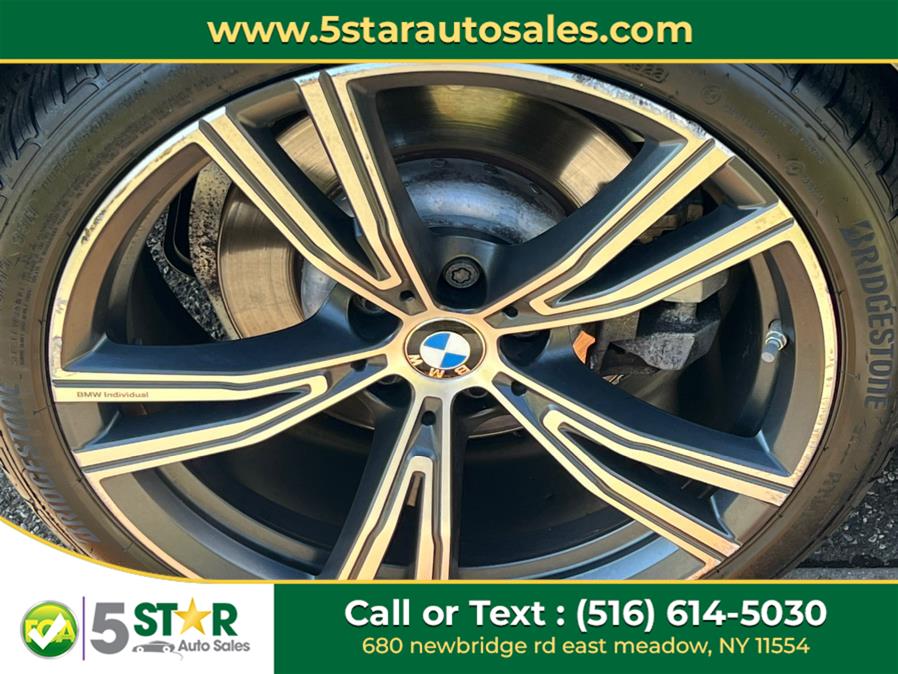 2021 BMW 3-Series 330i xDrive Sedan North Americ photo