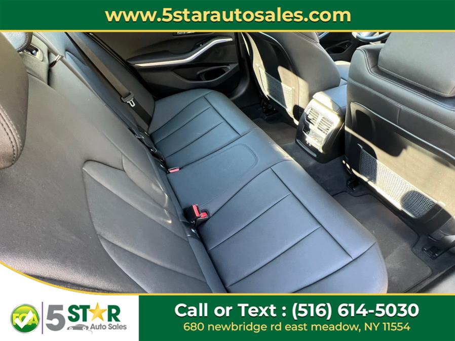 2021 BMW 3-Series 330i xDrive Sedan North Americ photo