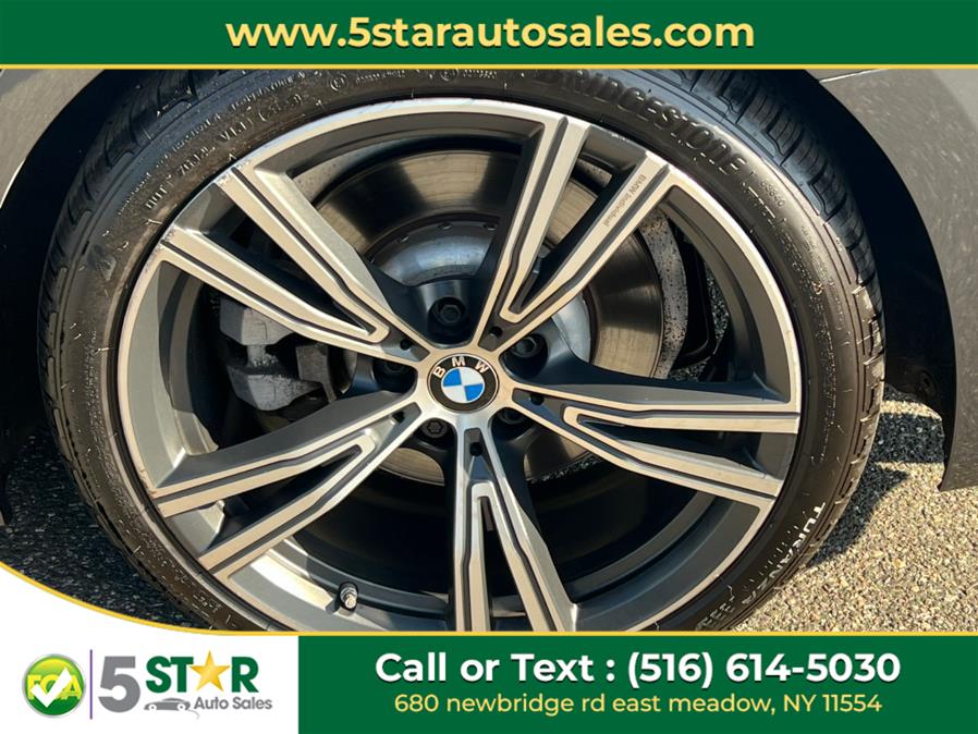 2021 BMW 3-Series 330i xDrive Sedan North Americ photo