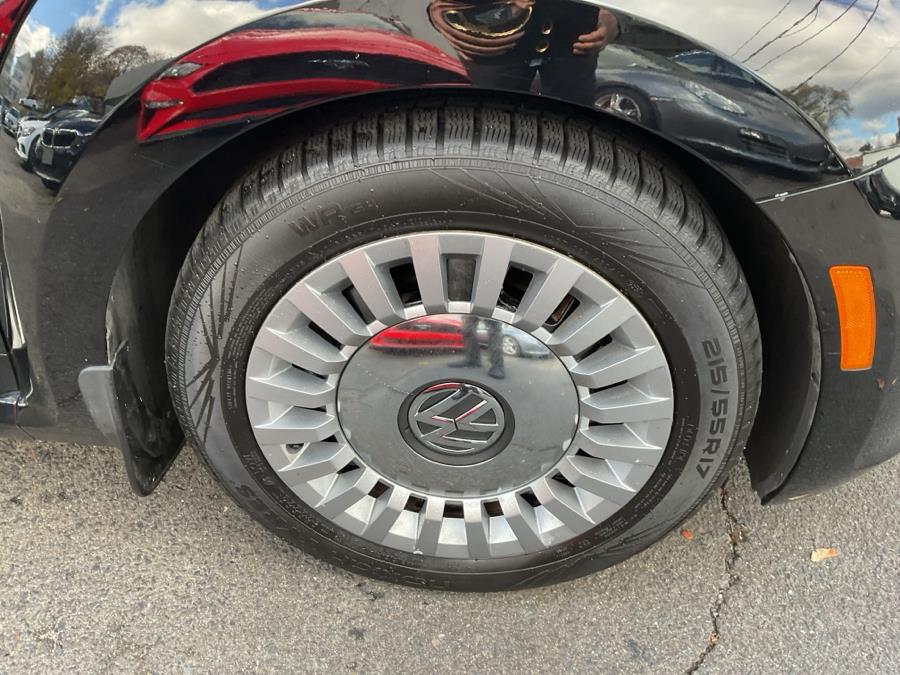 2013 Volkswagen Beetle 2.5 PZEV photo