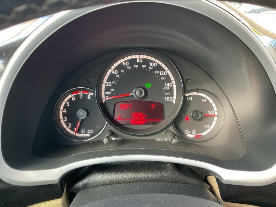 2013 Volkswagen Beetle 2.5 PZEV photo