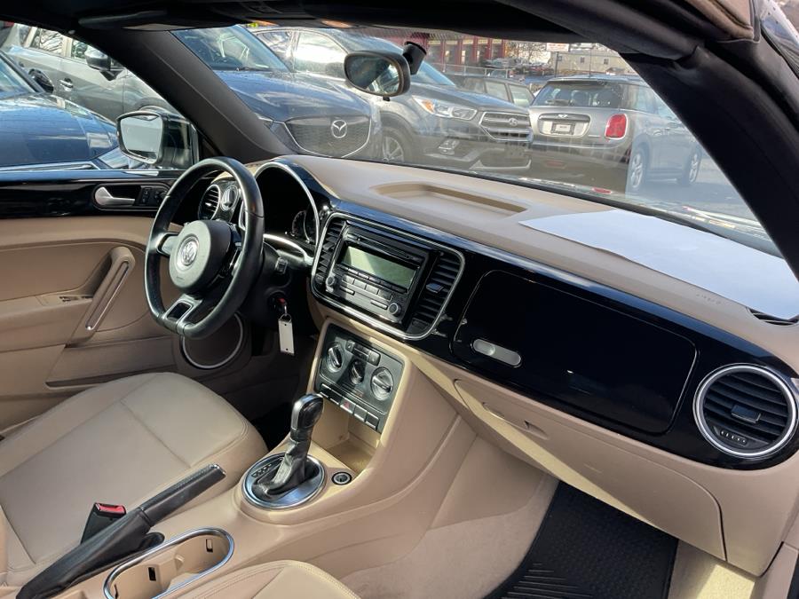 2013 Volkswagen Beetle 2.5 PZEV photo