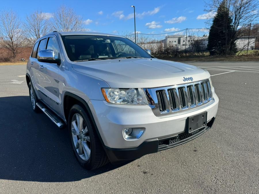 2011 Jeep Grand Cherokee Laredo photo