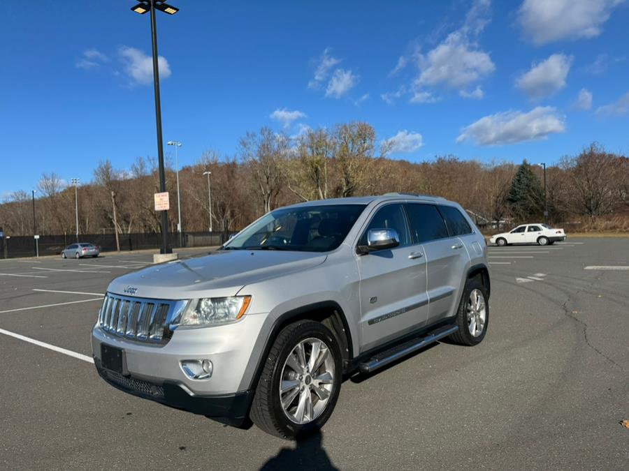 2011 Jeep Grand Cherokee Laredo photo