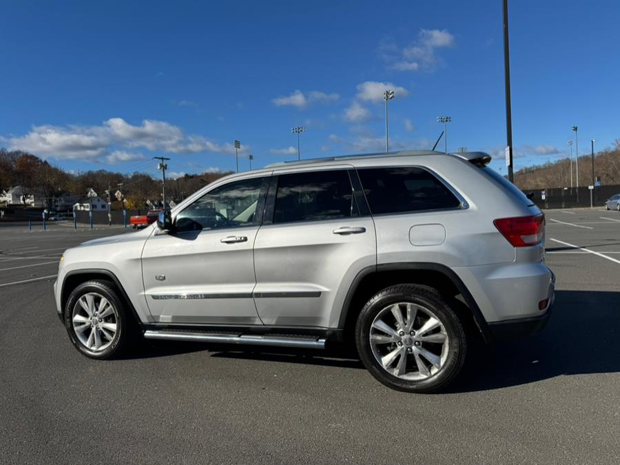2011 Jeep Grand Cherokee Laredo photo