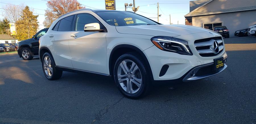 2015 Mercedes-Benz GLA-Class 4MATIC 4dr GLA 250 photo