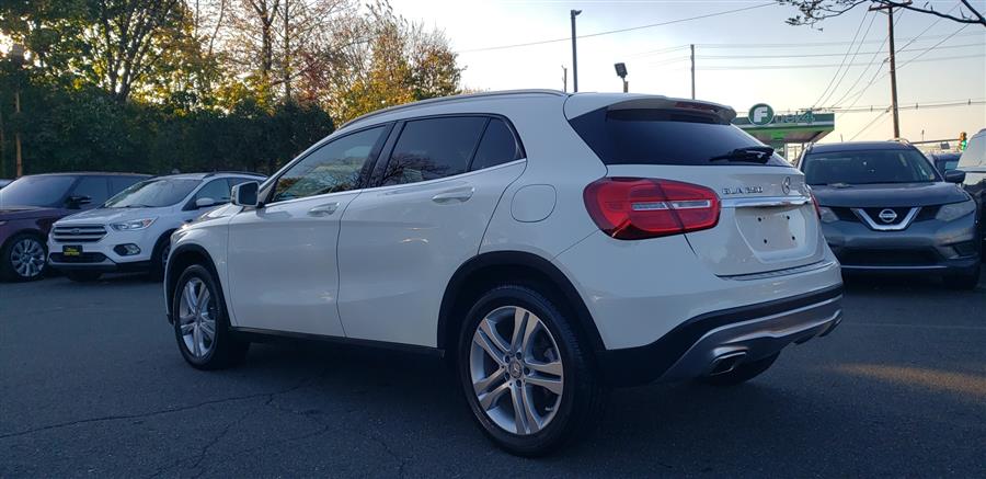 2015 Mercedes-Benz GLA-Class 4MATIC 4dr GLA 250 photo