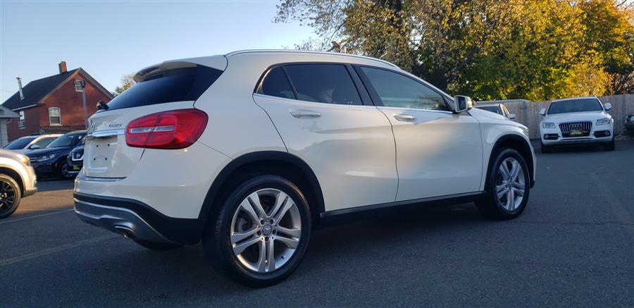 2015 Mercedes-Benz GLA-Class 4MATIC 4dr GLA 250 photo