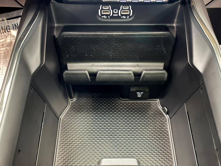 2020 RAM 1500 rebel 4x4 Crew Cab 5''7
