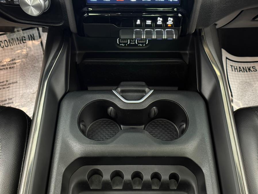 2020 RAM 1500 rebel 4x4 Crew Cab 5''7