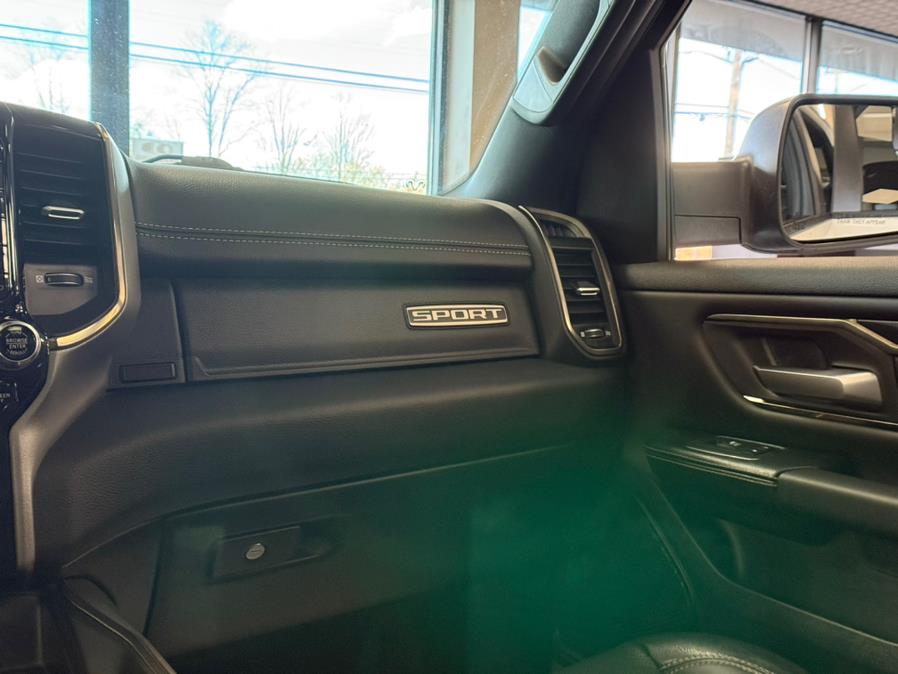 2020 RAM 1500 rebel 4x4 Crew Cab 5''7