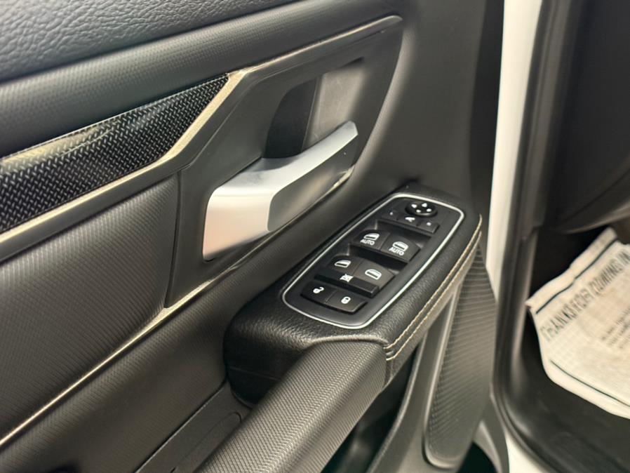 2020 RAM 1500 rebel 4x4 Crew Cab 5''7