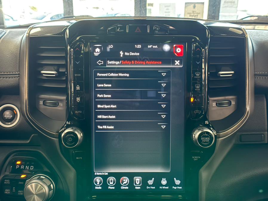 2020 RAM 1500 rebel 4x4 Crew Cab 5''7