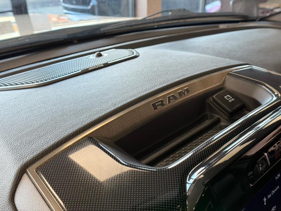 2020 RAM 1500 rebel 4x4 Crew Cab 5''7