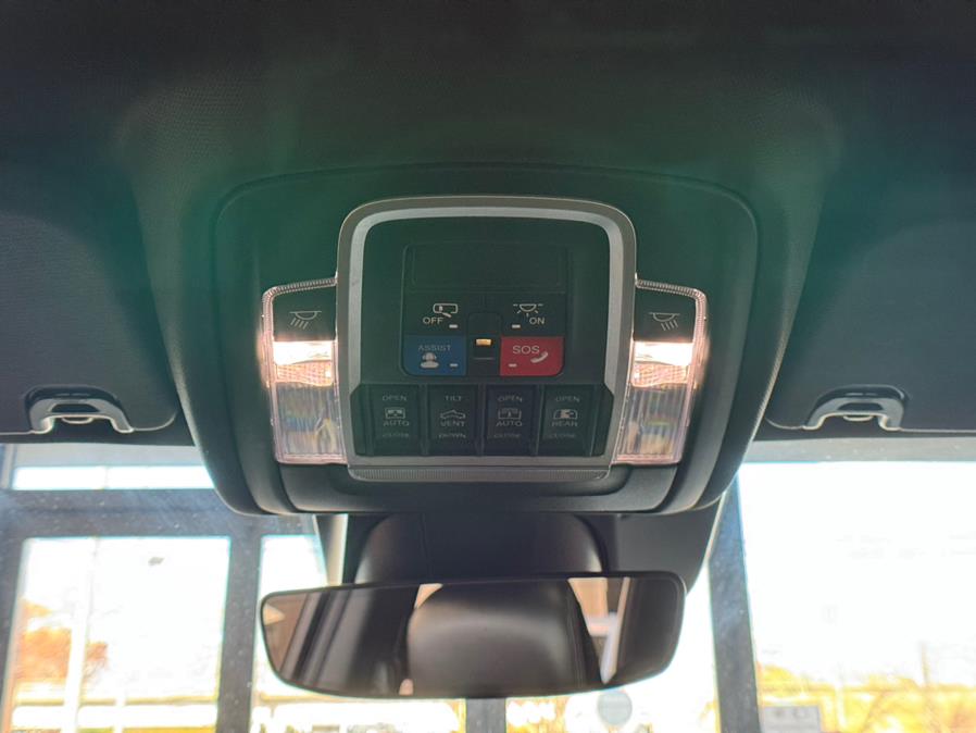 2020 RAM 1500 rebel 4x4 Crew Cab 5''7