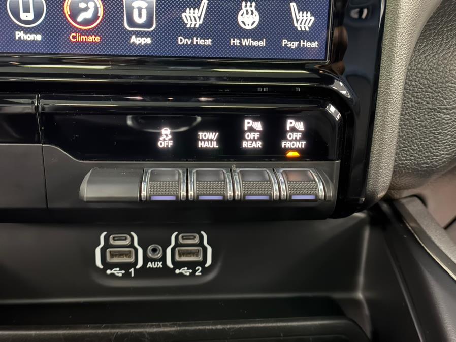 2020 RAM 1500 rebel 4x4 Crew Cab 5''7