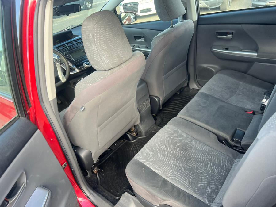 2012 Toyota Prius v Two photo