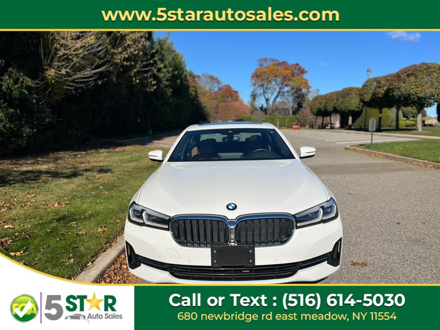 2021 BMW 5-Series 530i xDrive Sedan photo