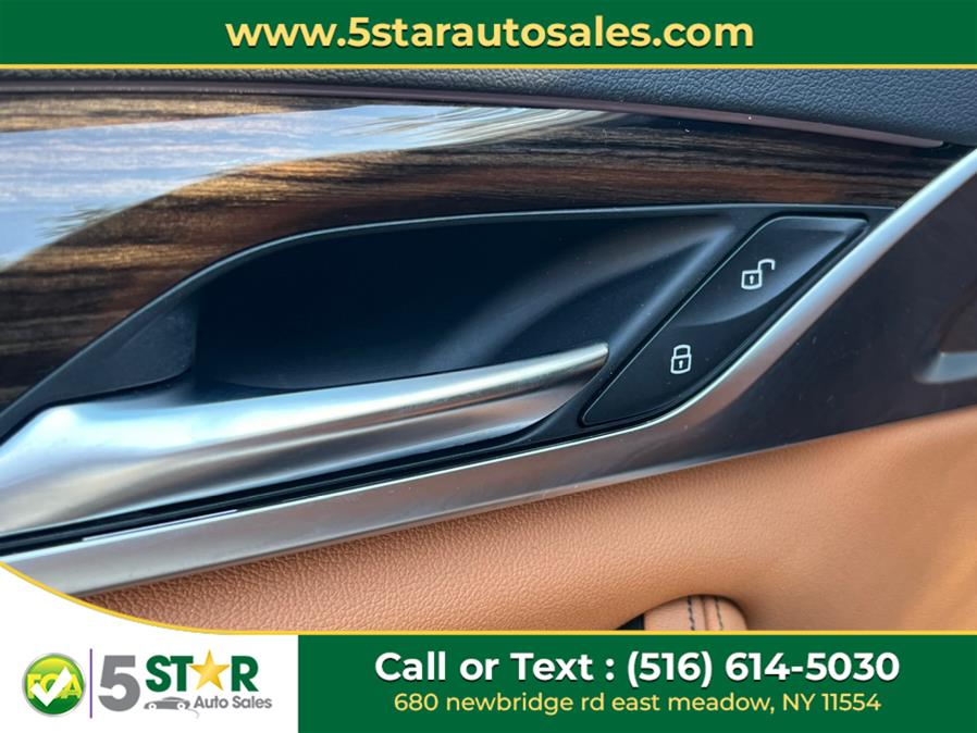 2021 BMW 5-Series 530i xDrive Sedan photo