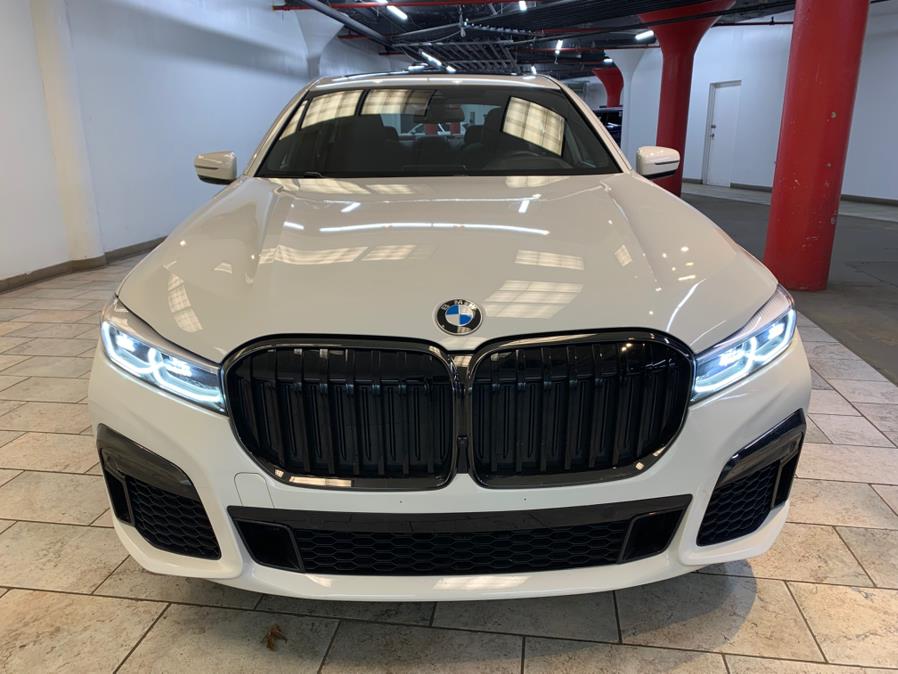 2021 BMW 7-Series 750i xDrive Sedan photo