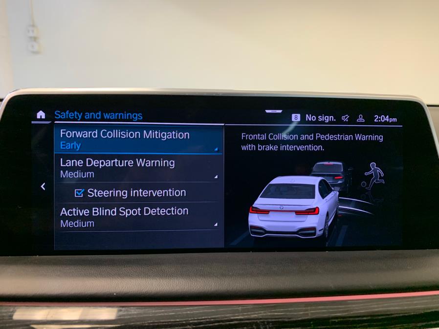 2021 BMW 7-Series 750i xDrive Sedan photo