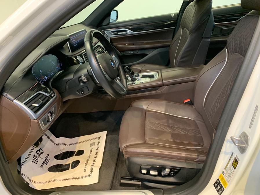 2021 BMW 7-Series 750i xDrive Sedan photo