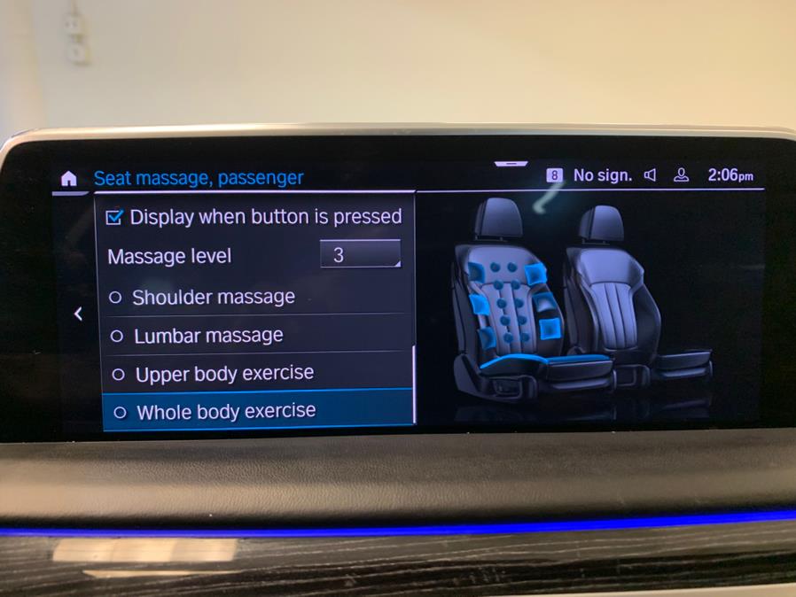 2021 BMW 7-Series 750i xDrive Sedan photo
