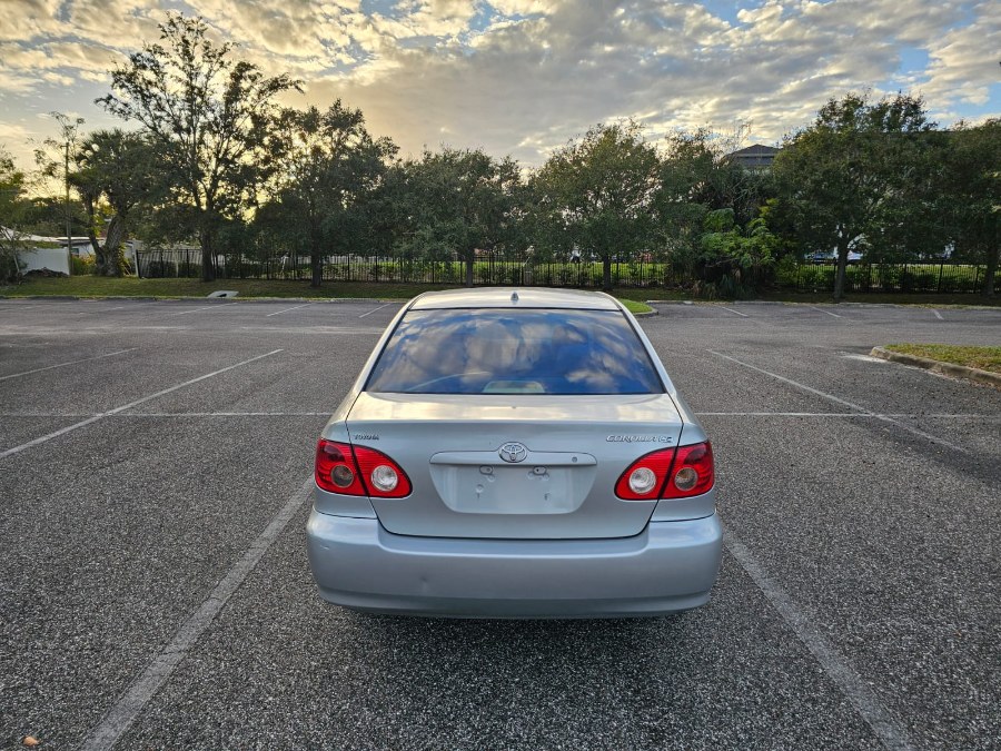 2005 Toyota Corolla CE photo