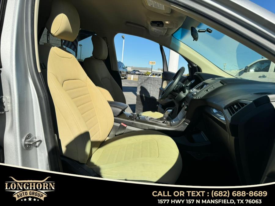 2015 Ford Edge 4dr SE FWD photo