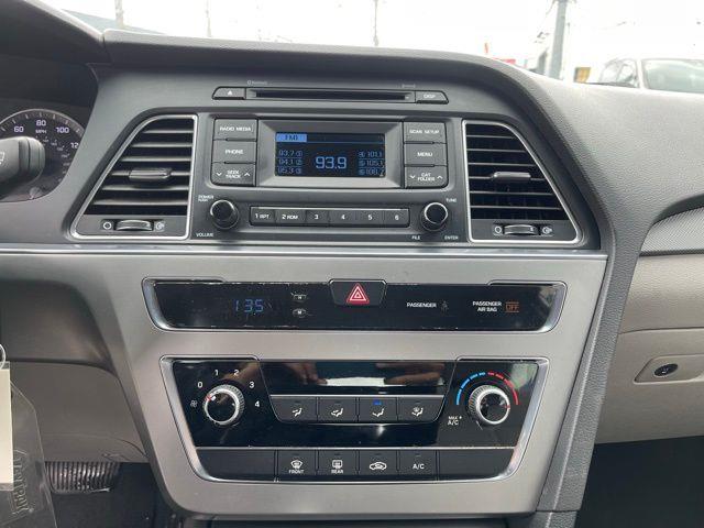 2015 Hyundai Sonata SE photo