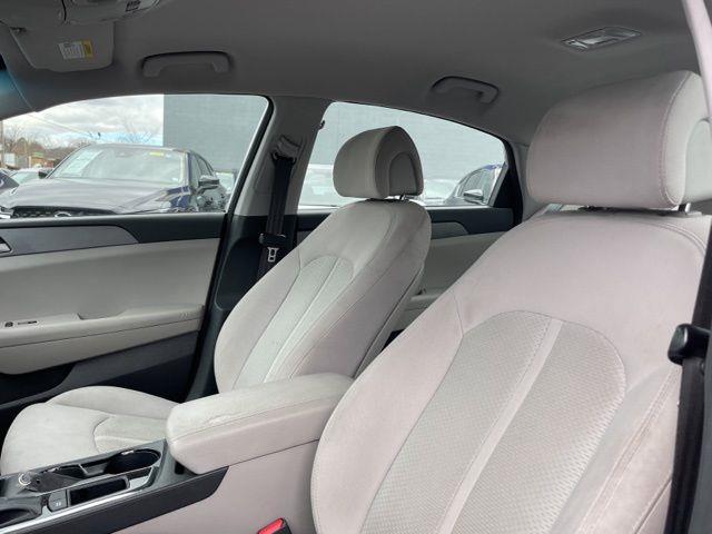 2015 Hyundai Sonata SE photo