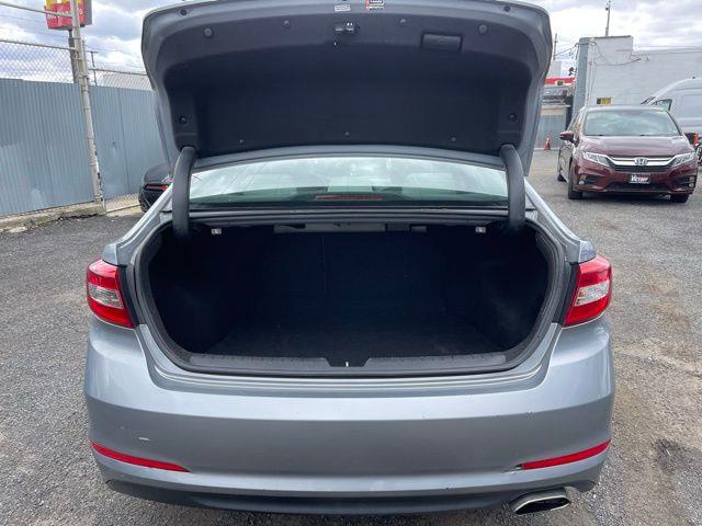 2015 Hyundai Sonata SE photo