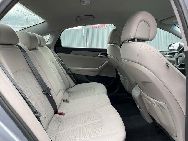 2015 Hyundai Sonata SE photo