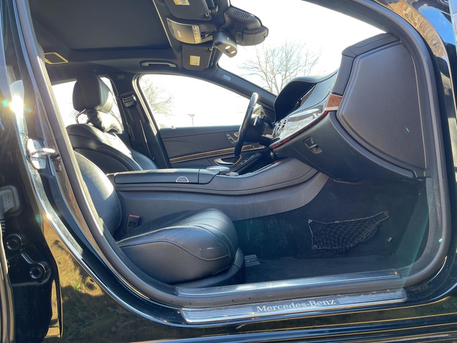 2015 Mercedes-Benz S-Class S550 4MATIC photo