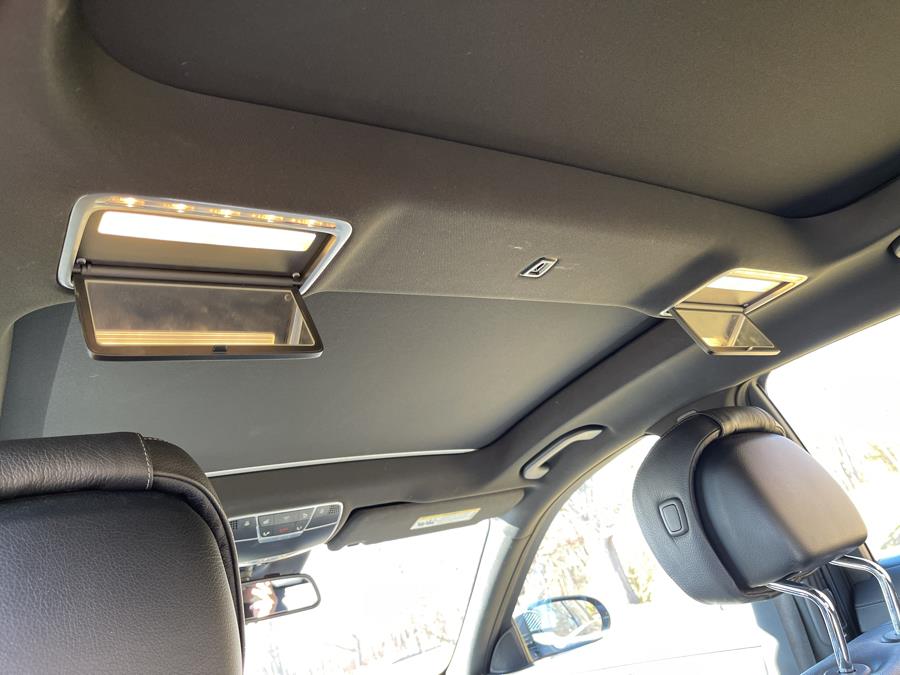 2015 Mercedes-Benz S-Class S550 4MATIC photo