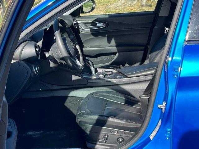 2019 Alfa Romeo Giulia photo