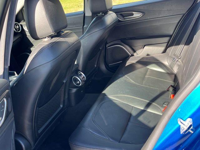 2019 Alfa Romeo Giulia photo