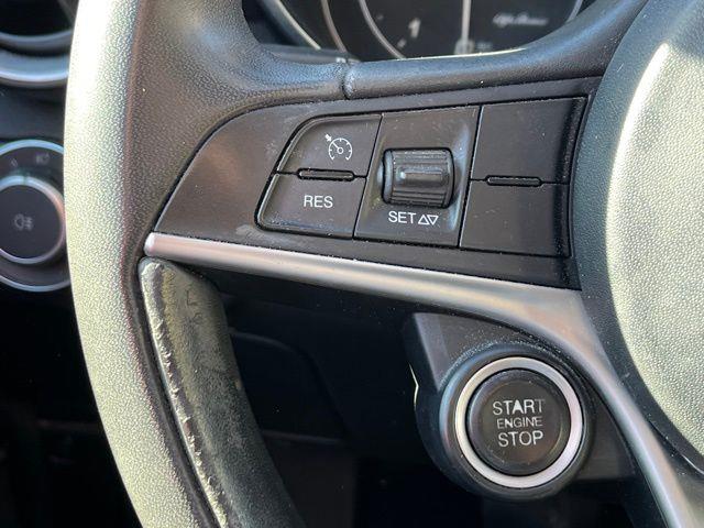 2019 Alfa Romeo Giulia photo