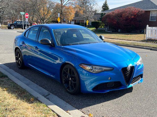 2019 Alfa Romeo Giulia photo