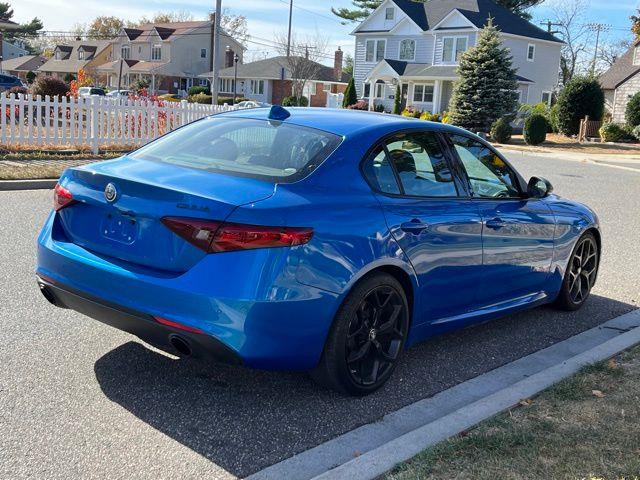 2019 Alfa Romeo Giulia photo