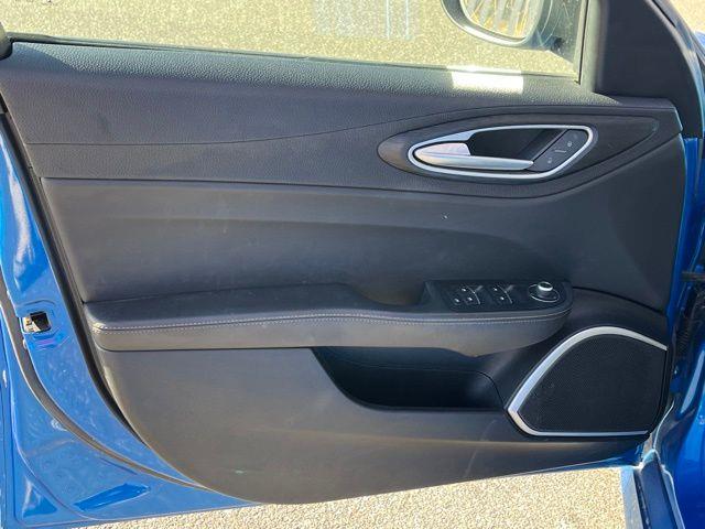 2019 Alfa Romeo Giulia photo