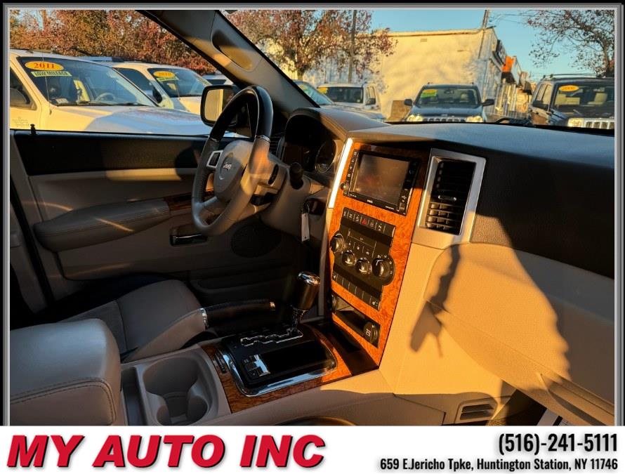 2010 Jeep Grand Cherokee Limited photo