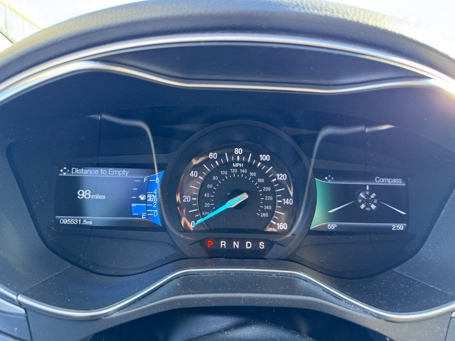 2016 Ford Fusion 4dr Sdn SE FWD photo