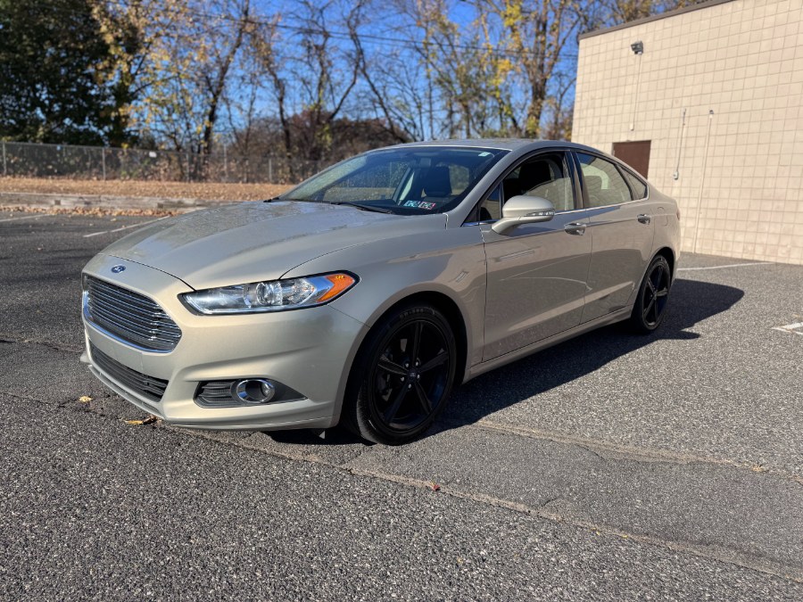2016 Ford Fusion 4dr Sdn SE FWD photo