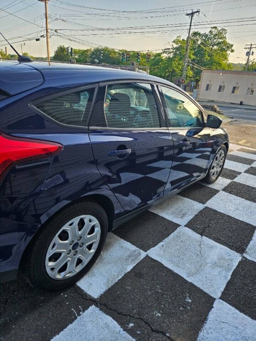 2012 Ford Focus SE photo