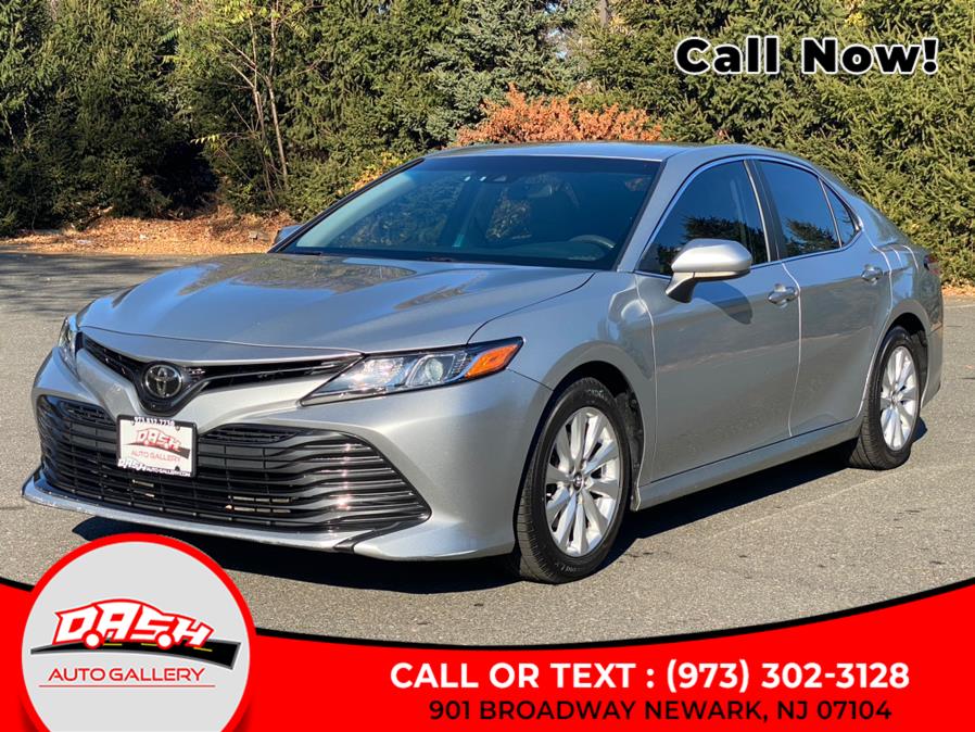 2018 Toyota Camry LE Auto (Natl) photo