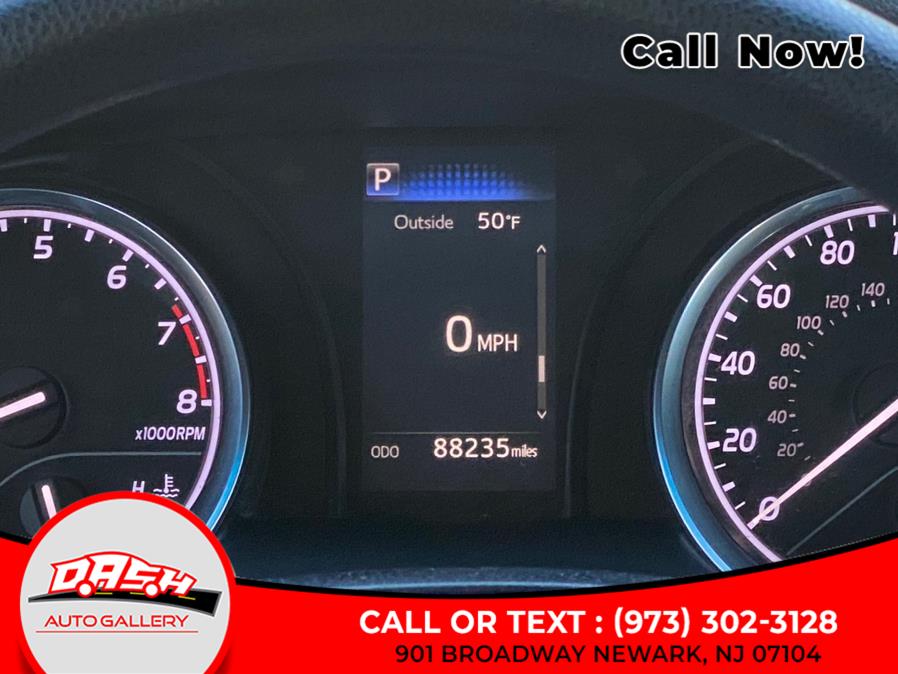2018 Toyota Camry LE Auto (Natl) photo